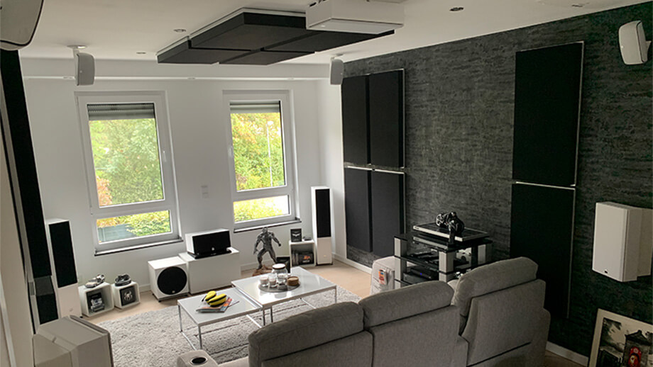 Akoestische optimalisatie met FELT in hangende cassettes upFRAME Akoestische optimalisatie met FELT in hangende cassettes upFRAME